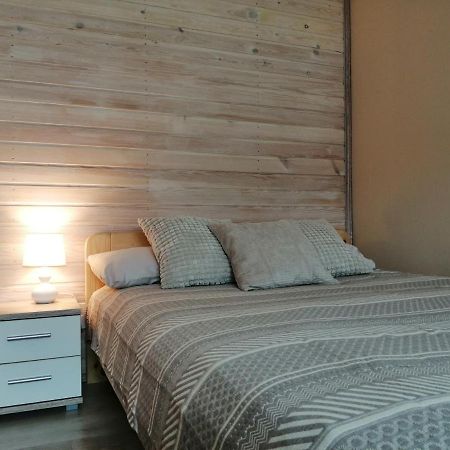Apartamenti Miera Osta Liepāja Exterior foto